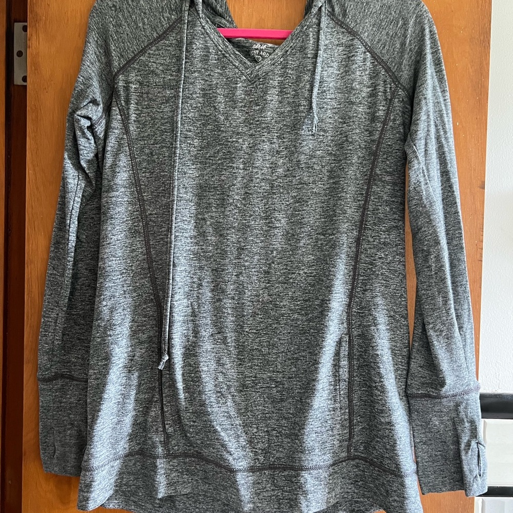 Light weight hoodie